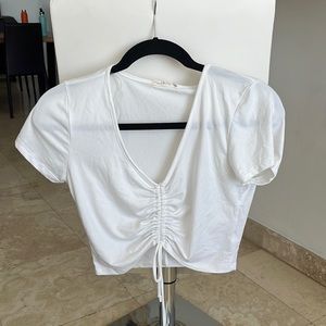 White tie cropped top. Super cute and comfy. Size M